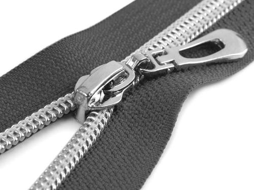 Spirálový zip se stříbrnými zoubky šíře 7 mm délka 60 cm, barva 312 šedá tmavá